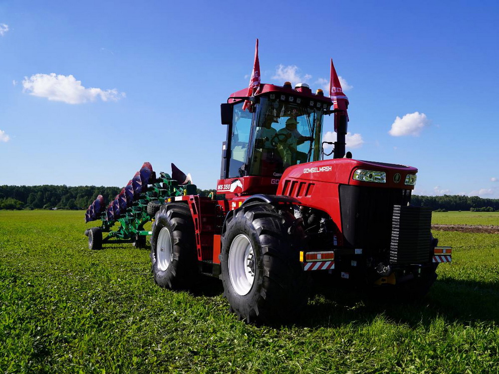 9-й Открытый чемпионат России по пахоте