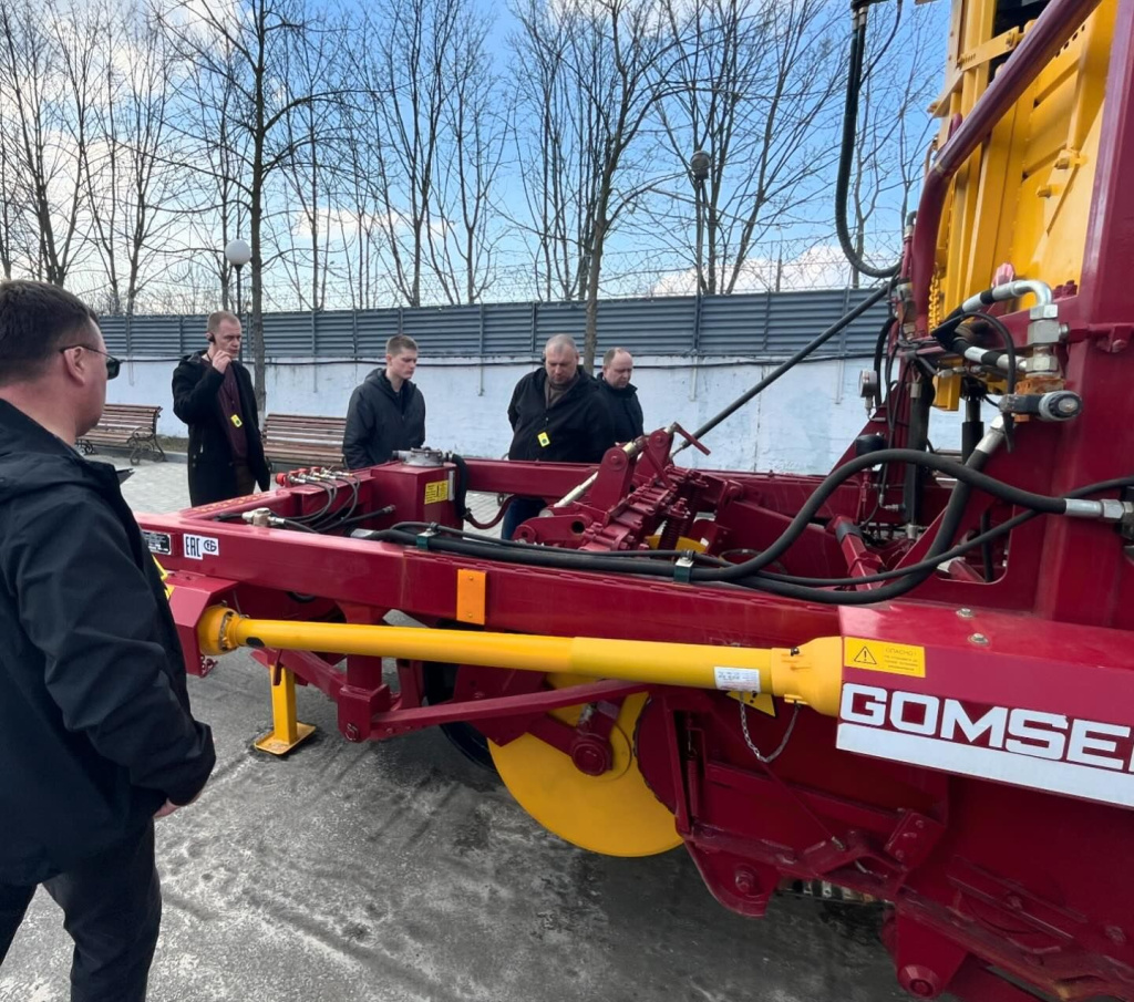 zlin_official_1712311133523 (1).jpeg