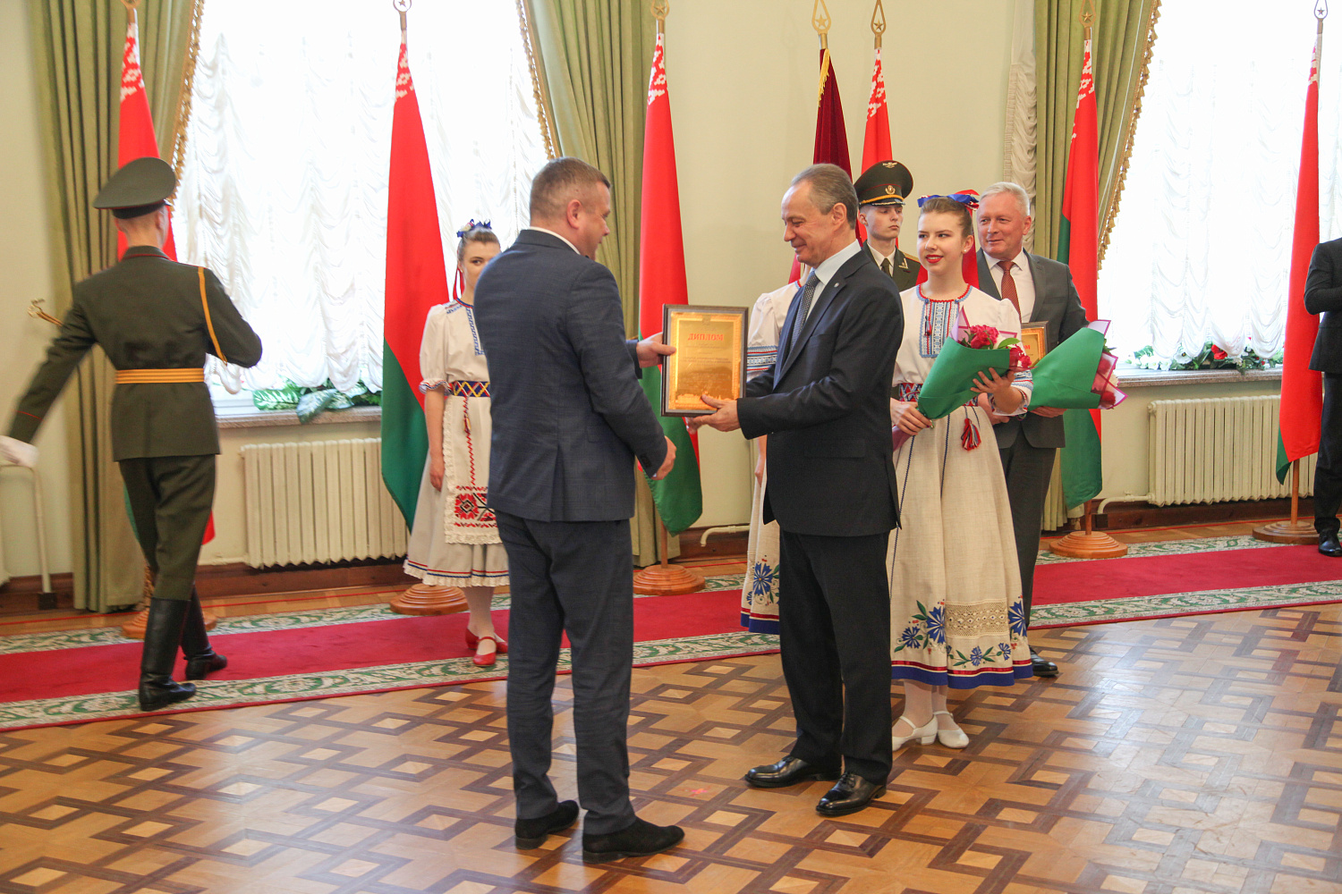 ОАО "ГЗЛиН"  - лучшее промышленное предприятие за 2021 год 