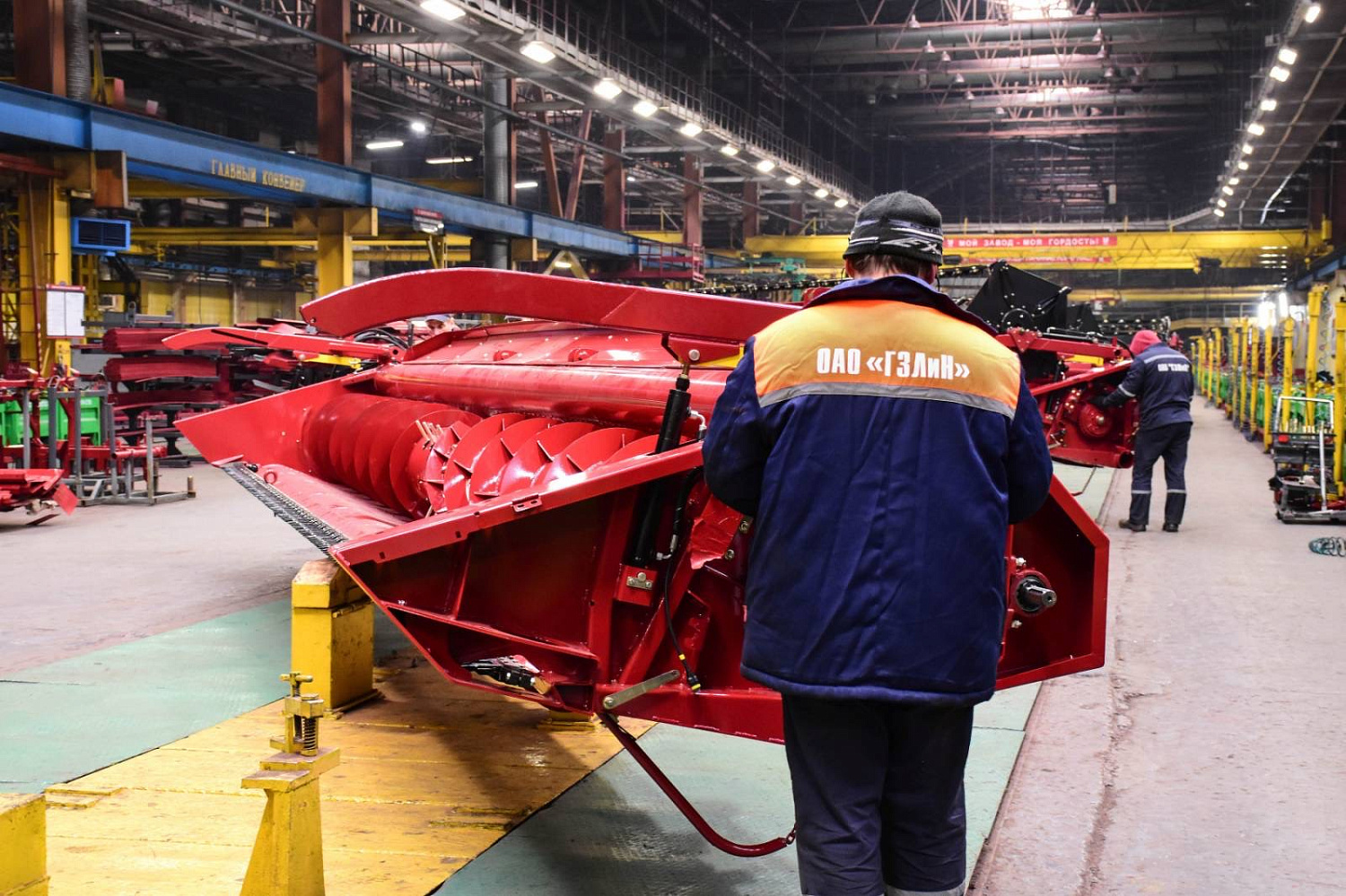 «Не мечтаем, а воплощаем: ЗЛиН — продукция со знаком качества»