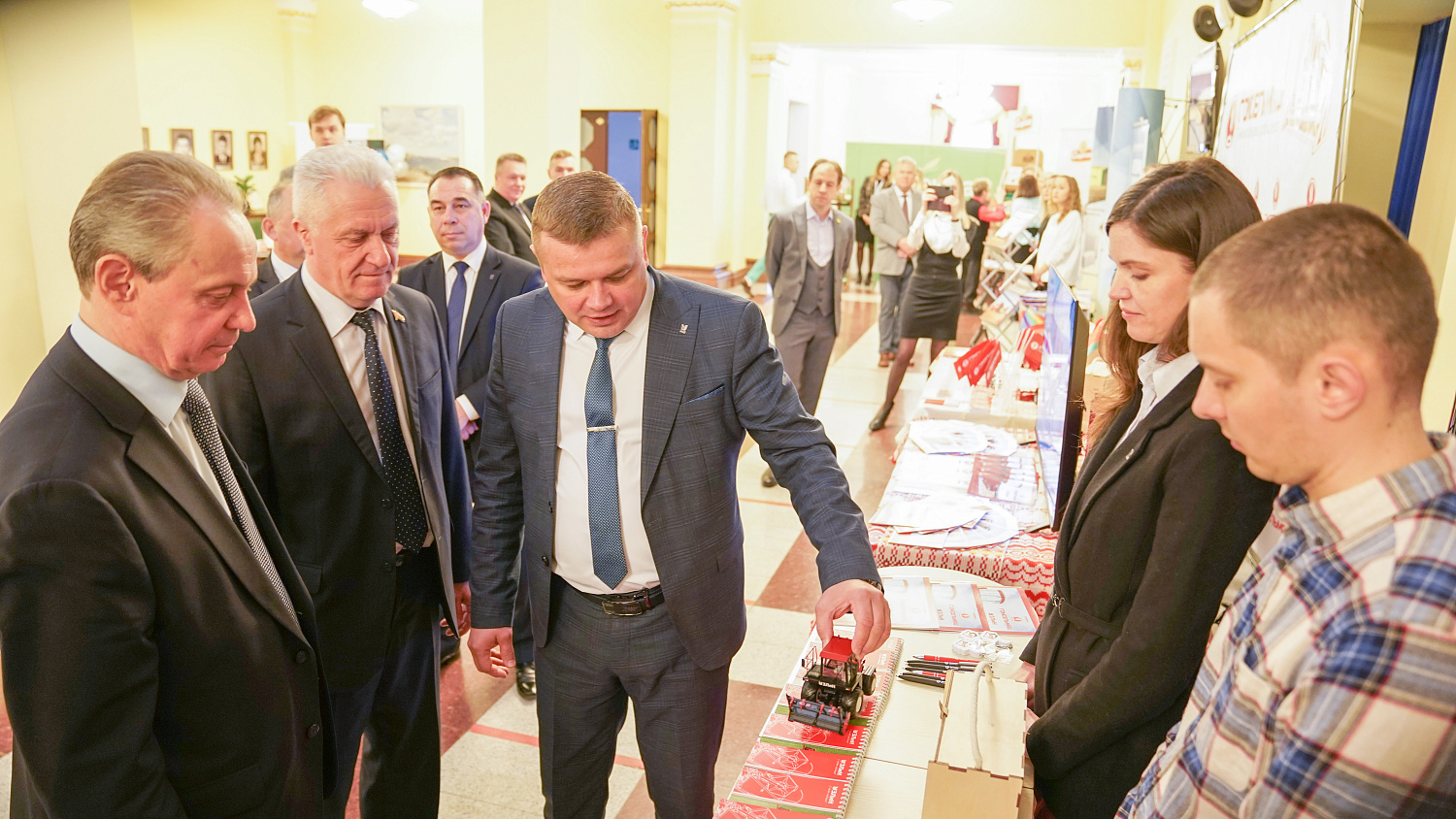 ОАО "ГЗЛиН"  - лучшее промышленное предприятие за 2021 год 