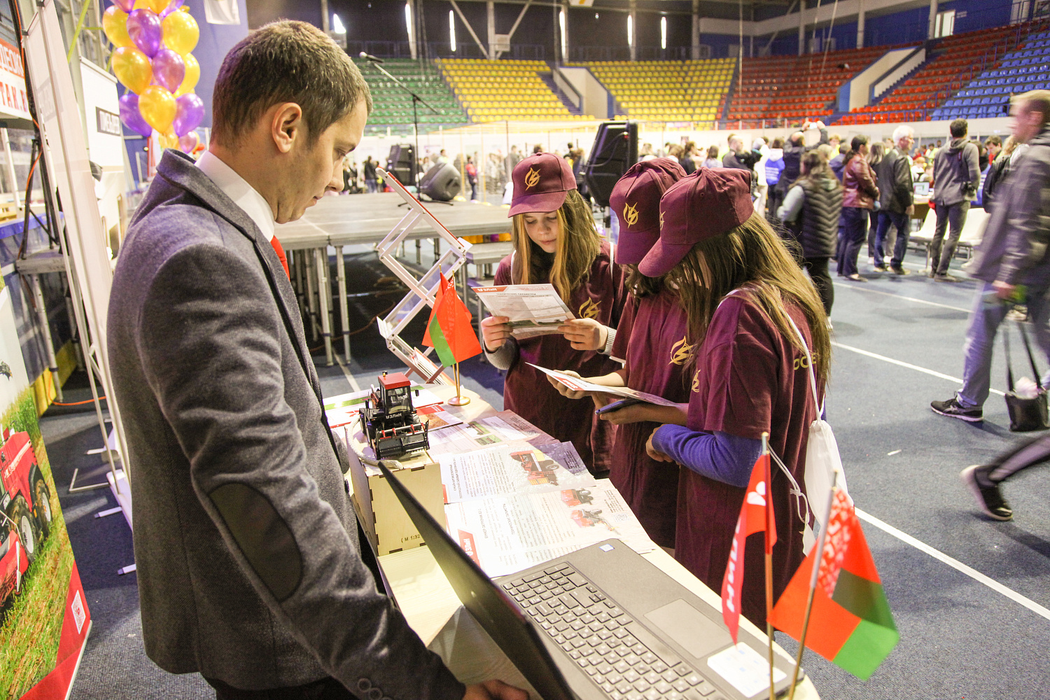 Выставка "ROBOQUEST"