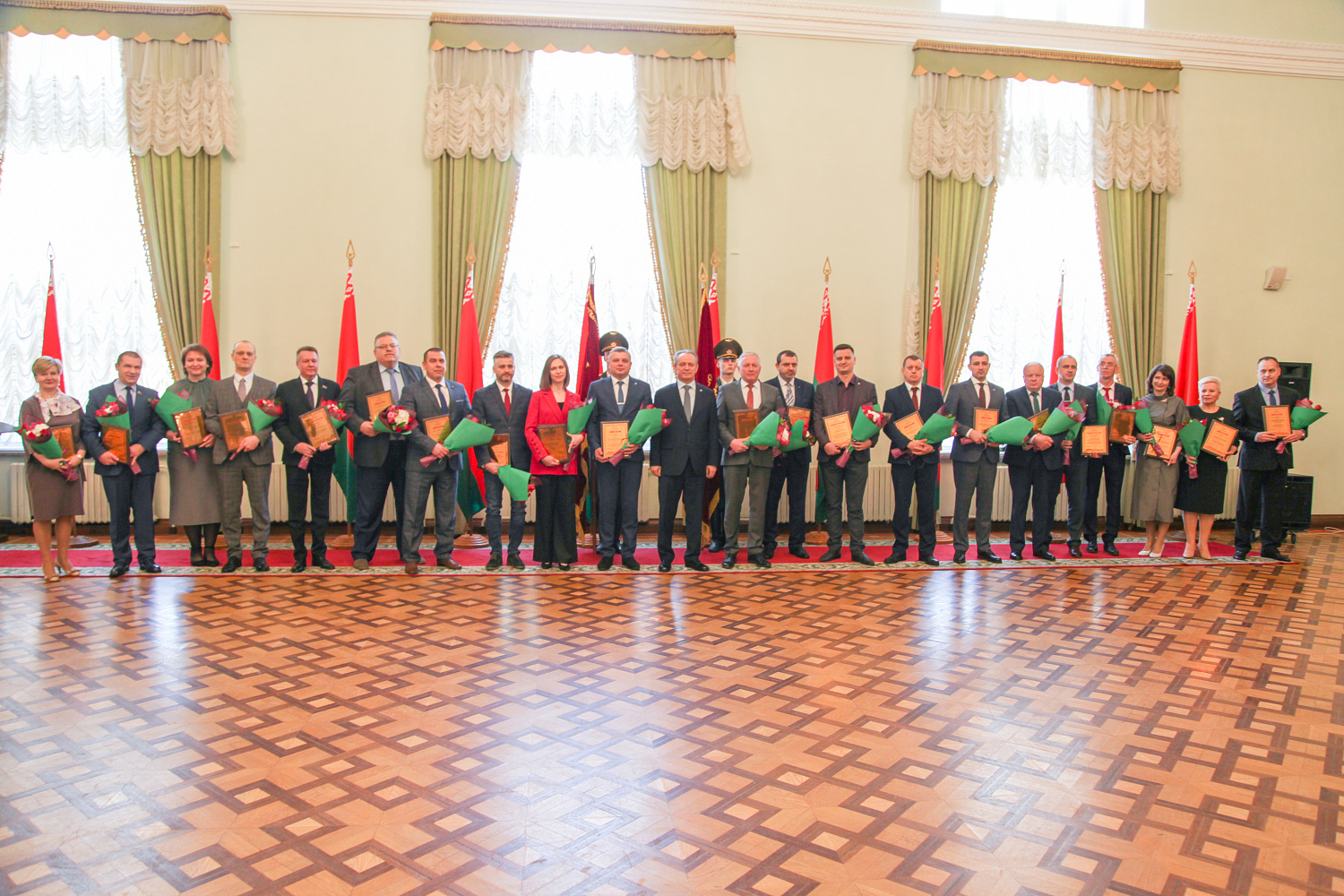 ОАО "ГЗЛиН"  - лучшее промышленное предприятие за 2021 год 